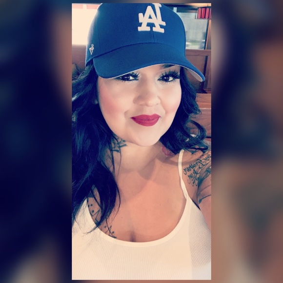 Meet your Posher, Tiffany - Picture 1 of 1